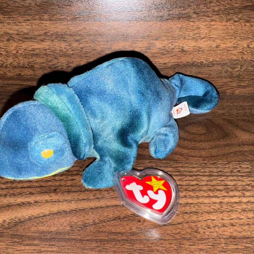 Ty Rainbow the Chameleon Beanie Baby - 1997